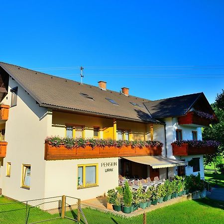 Erlebnisbauernhof Urak Sankt Kanzian am Klopeiner See Exterior photo