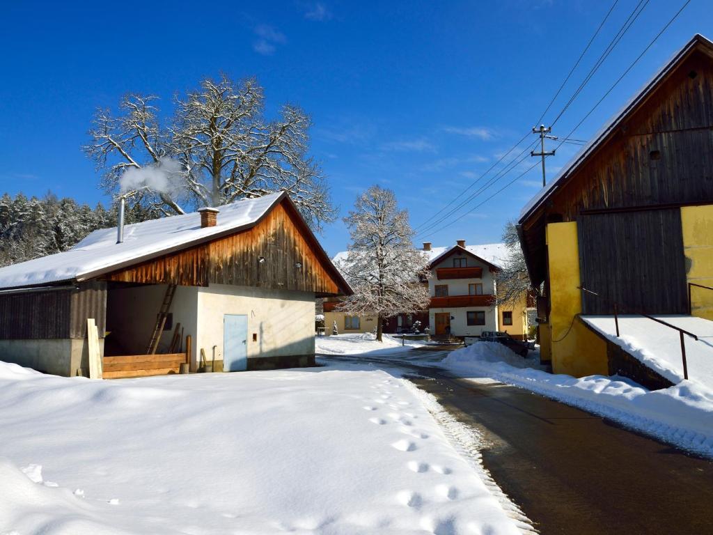 Erlebnisbauernhof Urak Sankt Kanzian am Klopeiner See Exterior photo