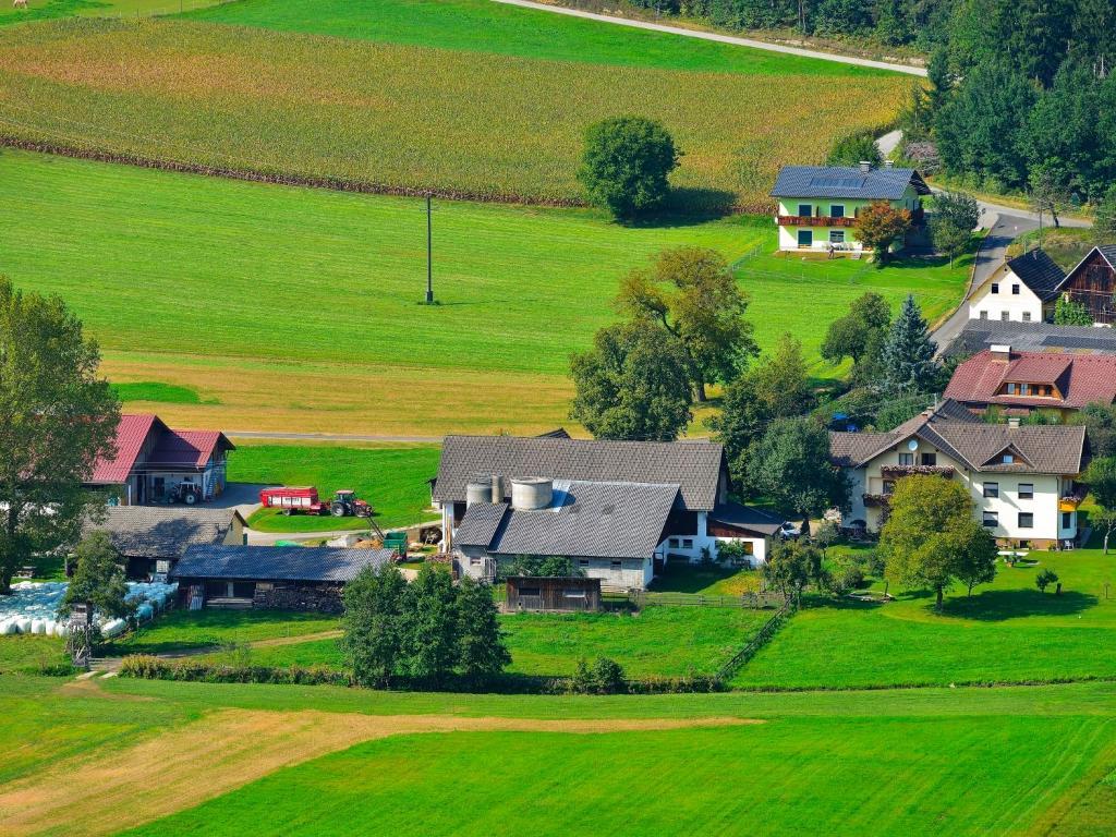 Erlebnisbauernhof Urak Sankt Kanzian am Klopeiner See Exterior photo